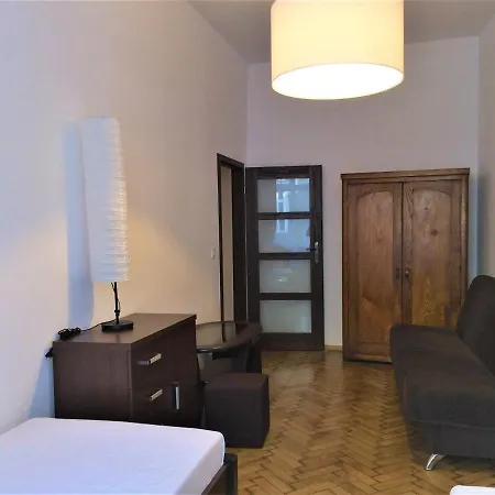Wielopole 4 Apartment *